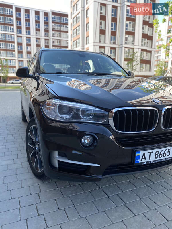 Позашляховик / Кросовер BMW X5 2014 в Івано-Франківську