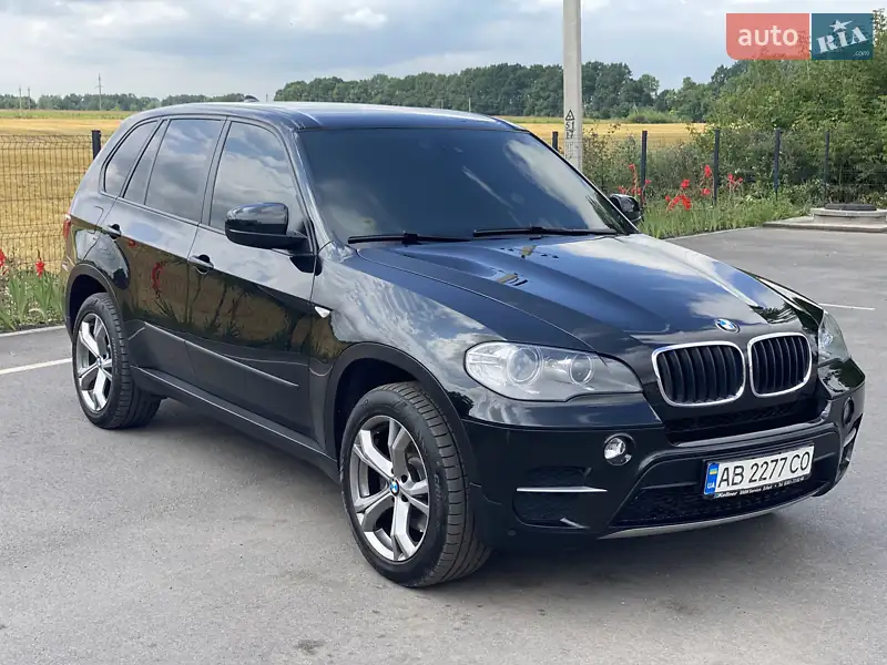 BMW X5 2012 VIN WBAZW610X0L573362 фото оголошення 2 з 67