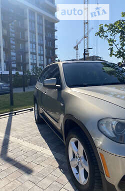 Внедорожник / Кроссовер BMW X5 2010 в Ужгороде