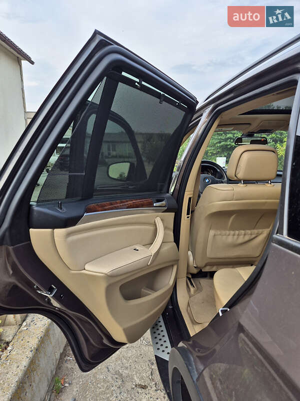 Позашляховик / Кросовер BMW X5 2012 в Одесі