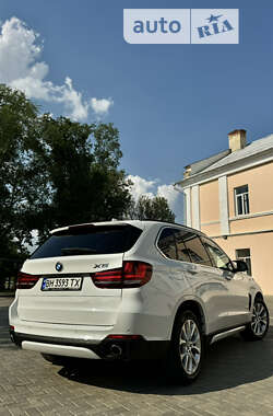 Внедорожник / Кроссовер BMW X5 2014 в 
