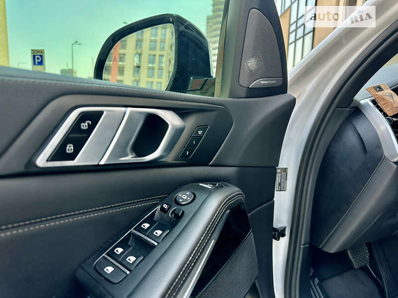 Внедорожник / Кроссовер BMW X5 2020 в Киеве