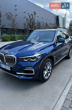 Позашляховик / Кросовер BMW X5 2019 в 