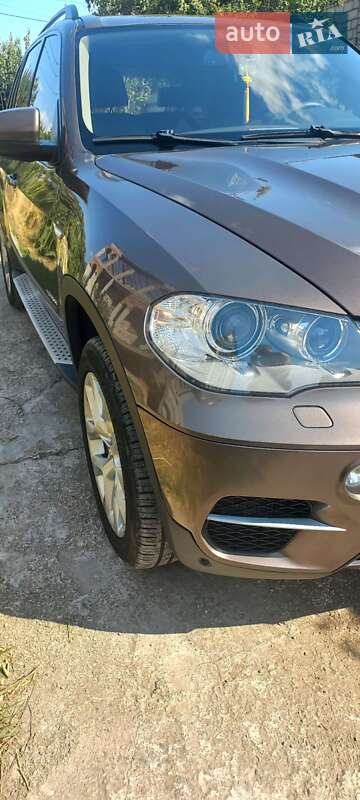 Внедорожник / Кроссовер BMW X5 2011 в Киеве