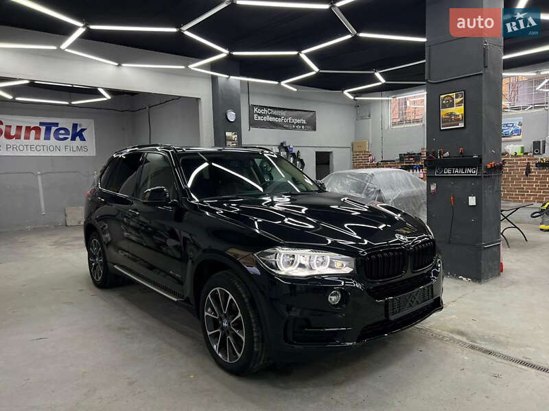 Внедорожник / Кроссовер BMW X5 2015 в 