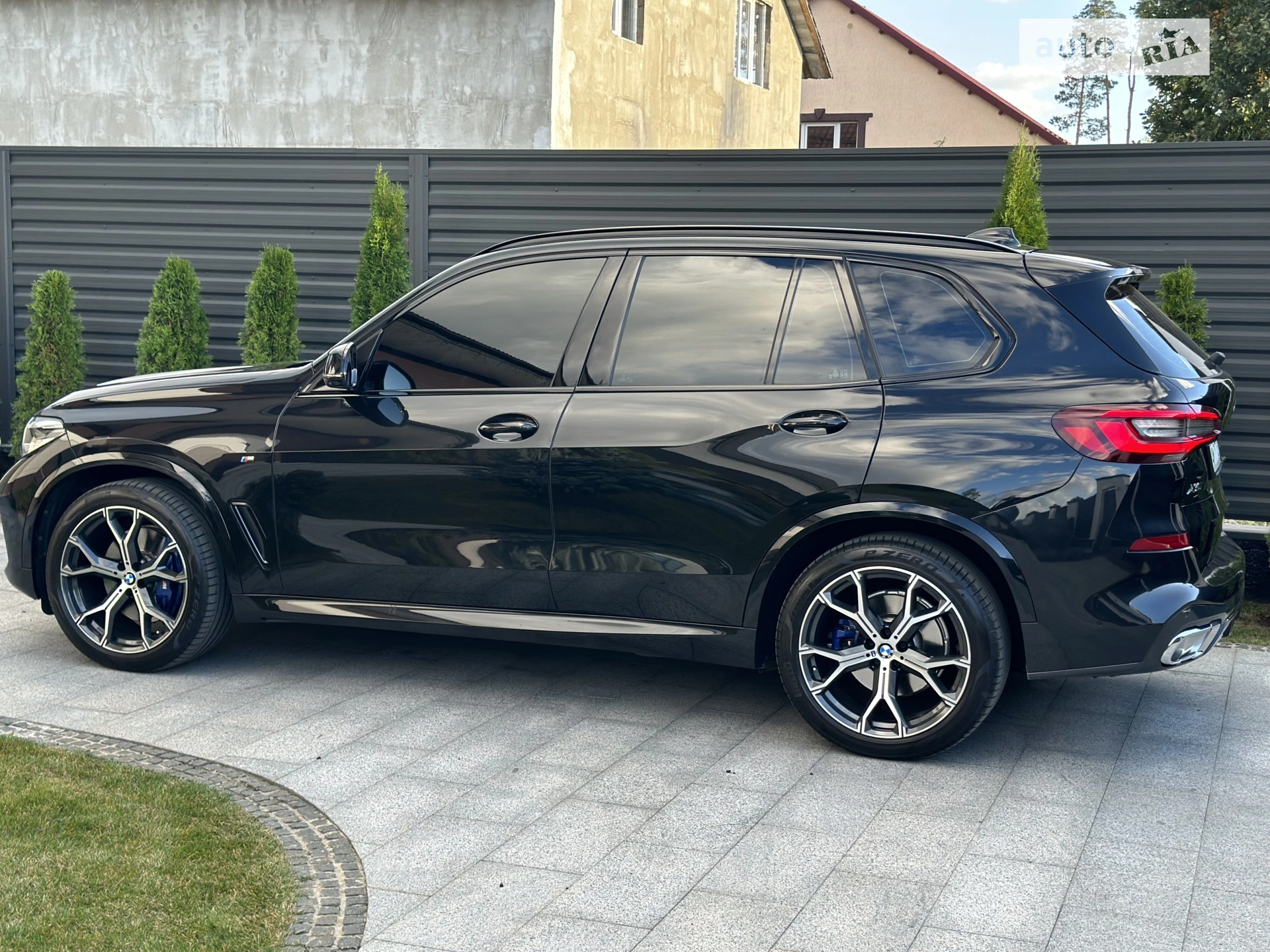 2022 BMW X5 - фото 1