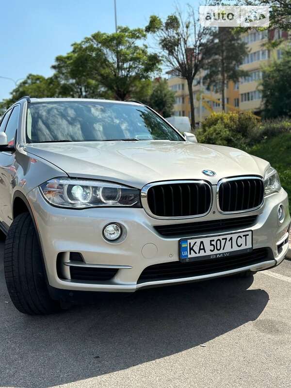 Позашляховик / Кросовер BMW X5 2015 в Києві