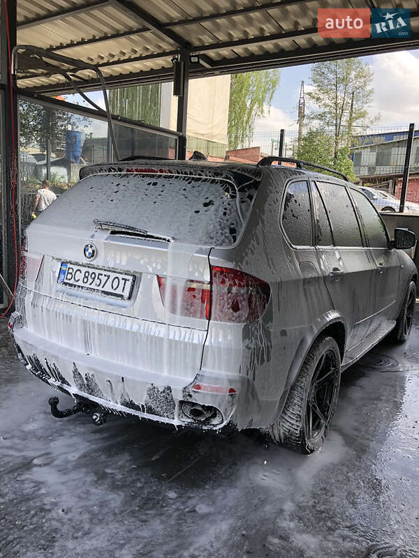 Внедорожник / Кроссовер BMW X5 2007 в Новояворовске