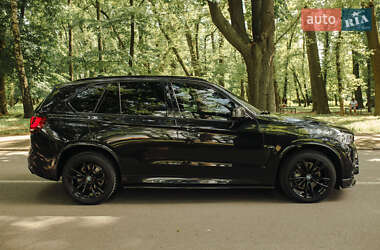 Позашляховик / Кросовер BMW X5 2017 в 