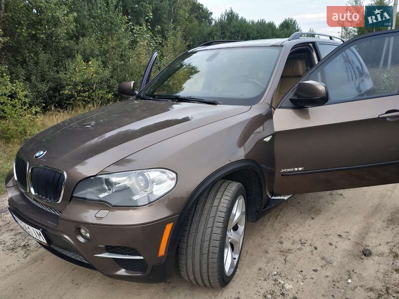 Позашляховик / Кросовер BMW X5 2013 в Вараші