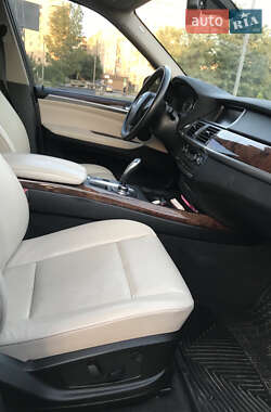 Внедорожник / Кроссовер BMW X5 2012 в 