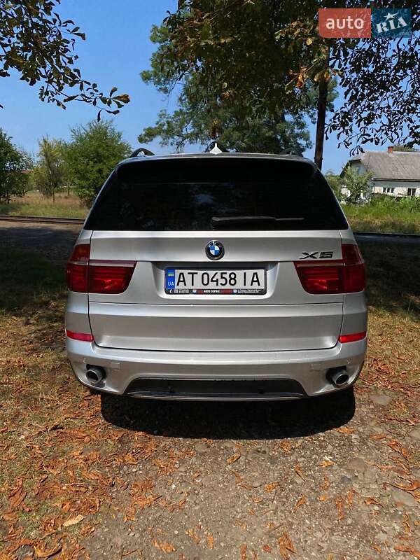 Внедорожник / Кроссовер BMW X5 2012 в Калуше