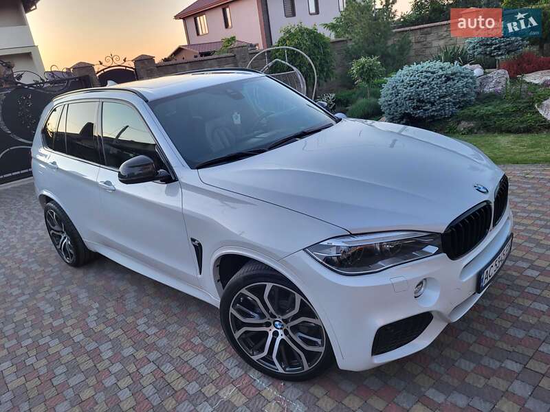 Позашляховик / Кросовер BMW X5 2016 в Луцьку