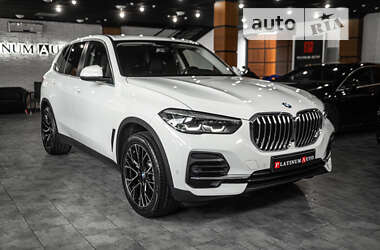 Внедорожник / Кроссовер BMW X5 2021 в Одессе