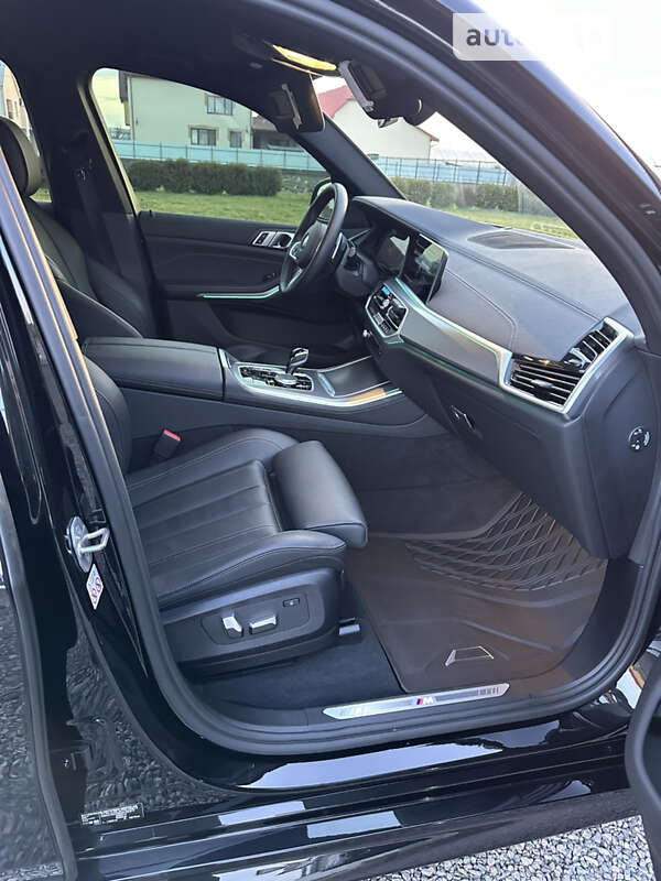 Внедорожник / Кроссовер BMW X5 2022 в Мукачево