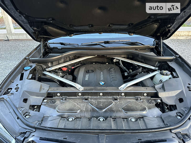 Внедорожник / Кроссовер BMW X5 2022 в Мукачево