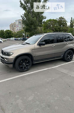 Внедорожник / Кроссовер BMW X5 2004 в Одессе