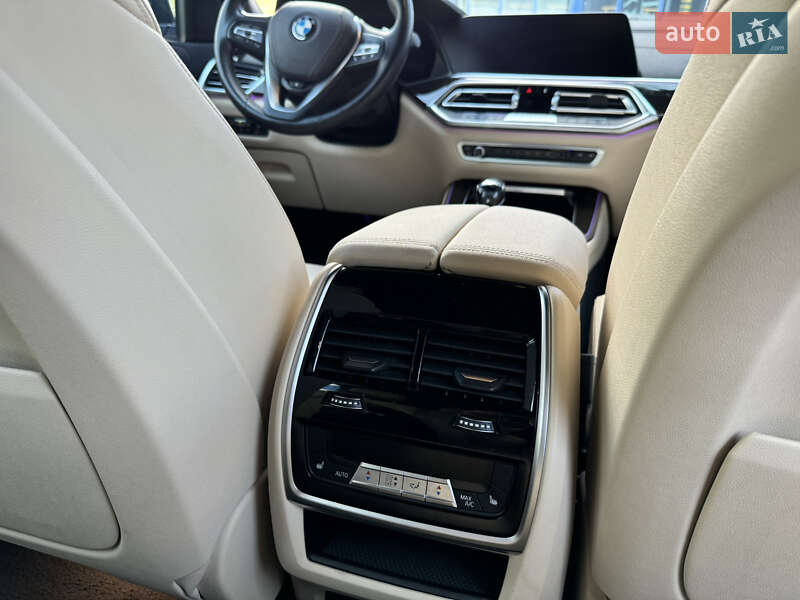 Внедорожник / Кроссовер BMW X5 2018 в Одессе