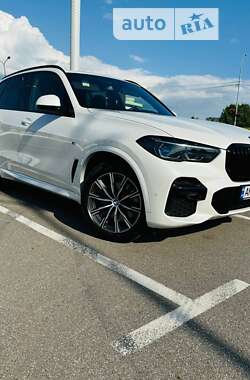 Внедорожник / Кроссовер BMW X5 2021 в Киеве