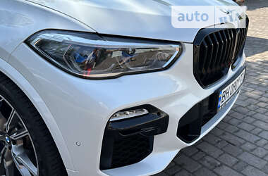 Внедорожник / Кроссовер BMW X5 2021 в 