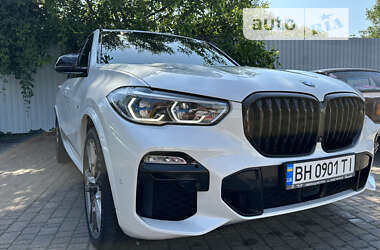 Внедорожник / Кроссовер BMW X5 2021 в 
