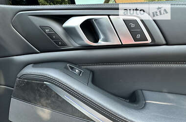 Внедорожник / Кроссовер BMW X5 2021 в 