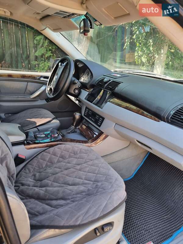 Внедорожник / Кроссовер BMW X5 2003 в Харькове
