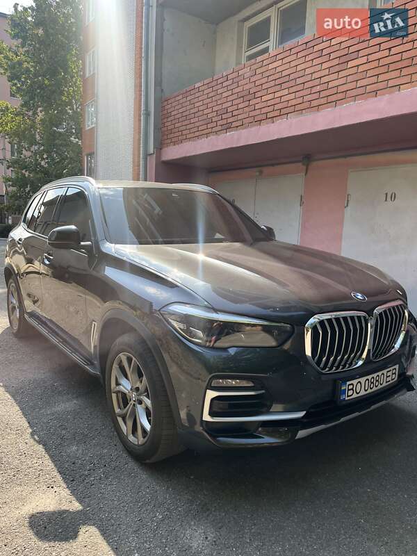 Внедорожник / Кроссовер BMW X5 2019 в Тернополе