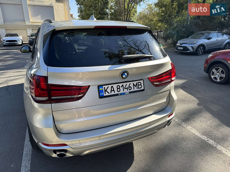 Внедорожник / Кроссовер BMW X5 2016 в Черновцах