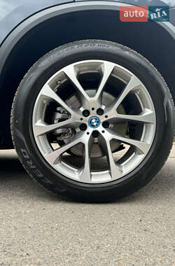Внедорожник / Кроссовер BMW X5 2022 в 