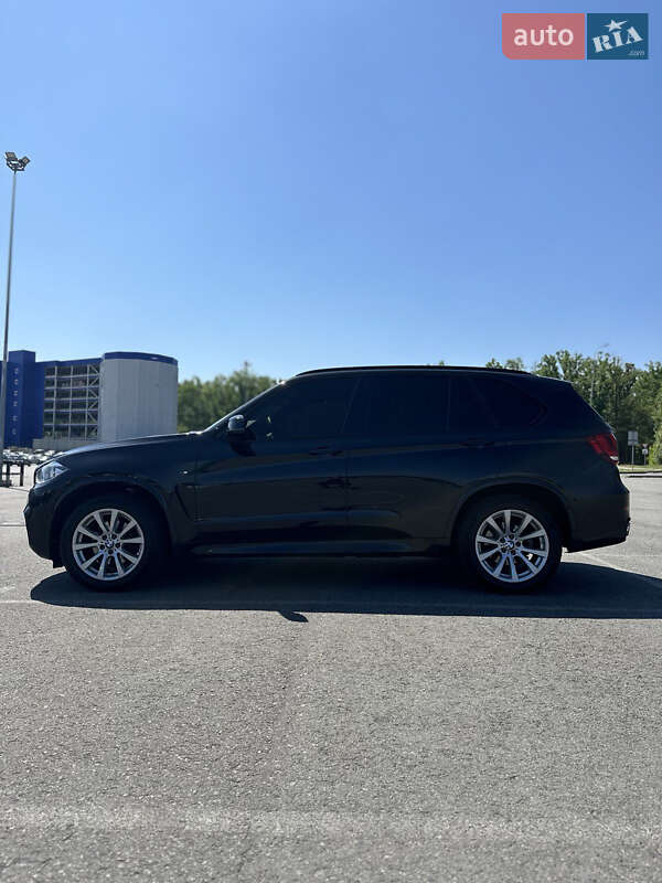 Позашляховик / Кросовер BMW X5 2015 в Києві