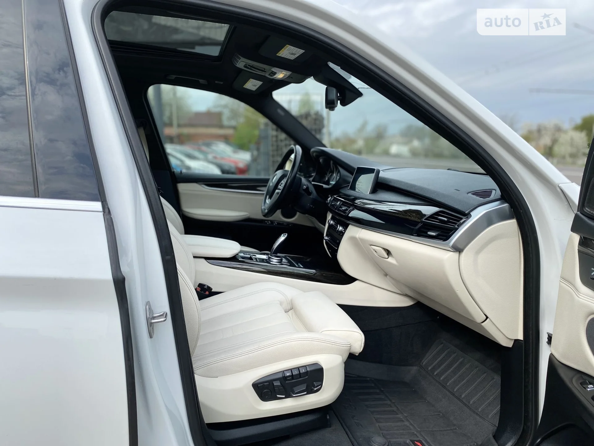 2017 BMW X5 - мініатюра 23