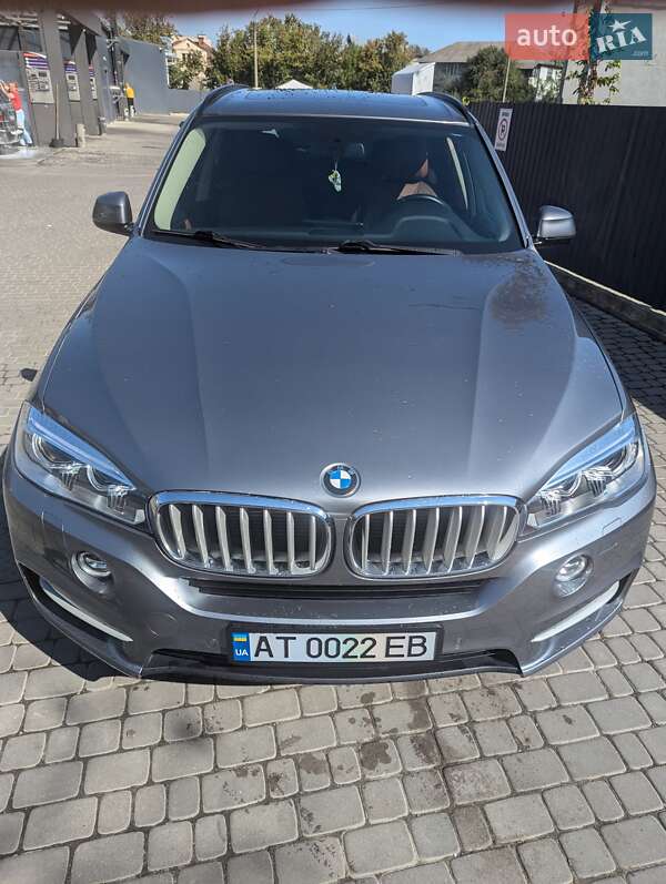 Позашляховик / Кросовер BMW X5 2015 в Івано-Франківську