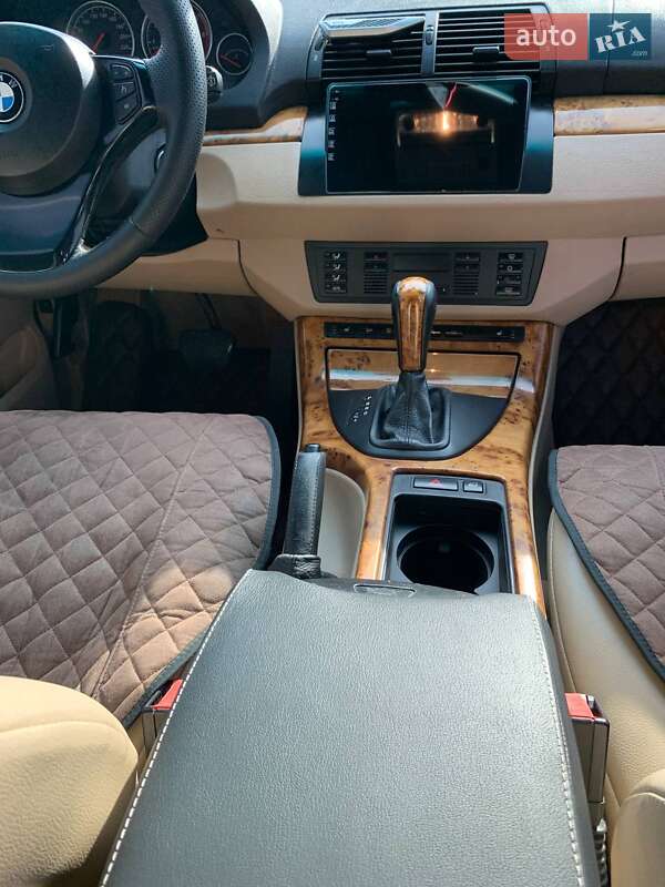 Внедорожник / Кроссовер BMW X5 2004 в Галиче