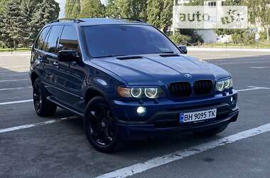 Внедорожник / Кроссовер BMW X5 2000 в Черноморске