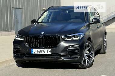 Внедорожник / Кроссовер BMW X5 2022 в Киеве