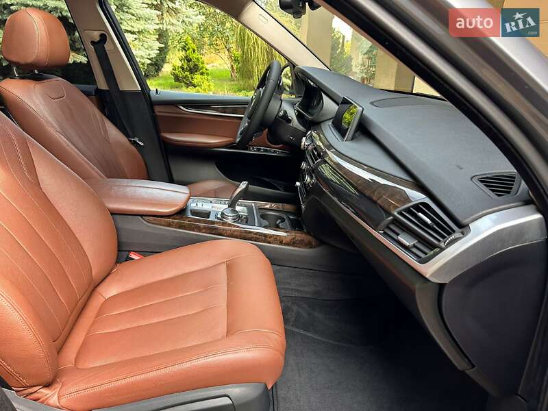 Внедорожник / Кроссовер BMW X5 2015 в Львове