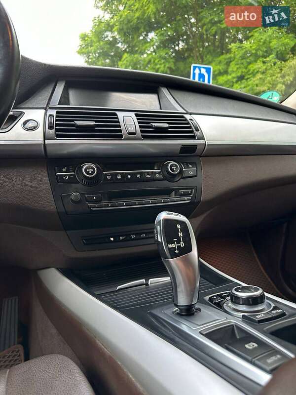 Позашляховик / Кросовер BMW X5 2011 в Могилів-Подільському