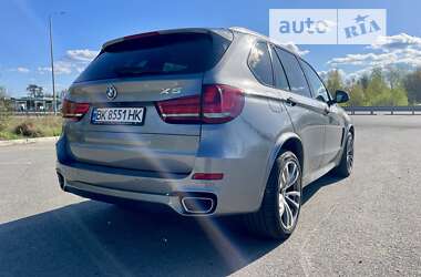 Внедорожник / Кроссовер BMW X5 2014 в Звягеле