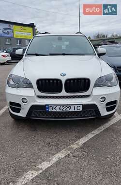 Внедорожник / Кроссовер BMW X5 2011 в Ровно