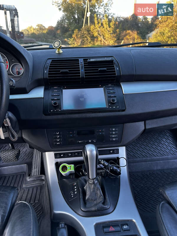 Позашляховик / Кросовер BMW X5 2003 в Чернівцях