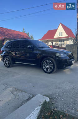 Позашляховик / Кросовер BMW X5 2011 в Івано-Франківську