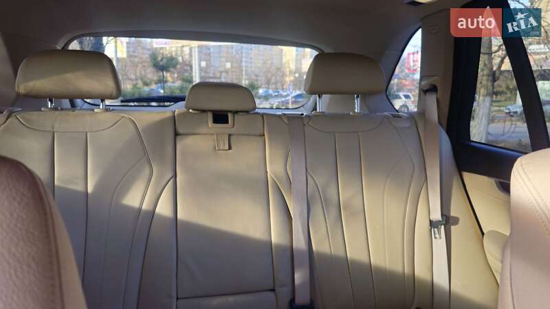 Внедорожник / Кроссовер BMW X5 2015 в Одессе