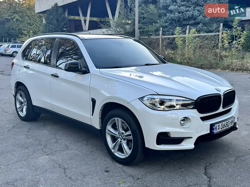Внедорожник / Кроссовер BMW X5 2015 в 