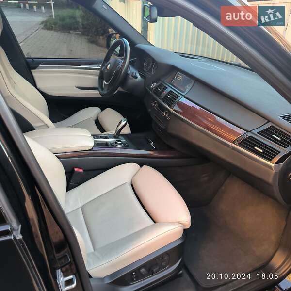 Внедорожник / Кроссовер BMW X5 2013 в Ужгороде