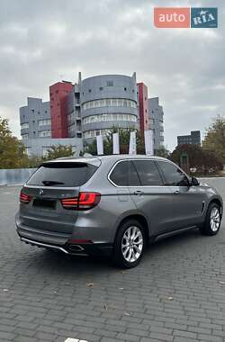 Внедорожник / Кроссовер BMW X5 2014 в 
