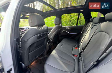 Внедорожник / Кроссовер BMW X5 2019 в 