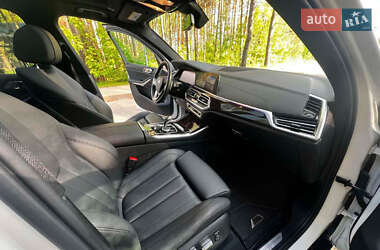 Внедорожник / Кроссовер BMW X5 2019 в 