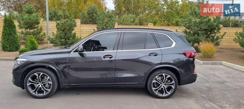 Внедорожник / Кроссовер BMW X5 2020 в Запорожье