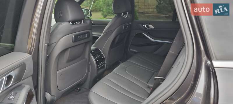 Внедорожник / Кроссовер BMW X5 2020 в Запорожье